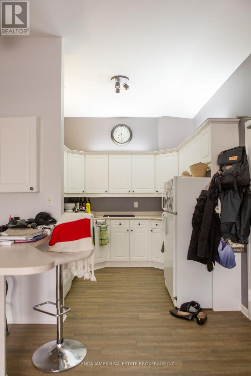 295 Wolfe Street Property Photo 15