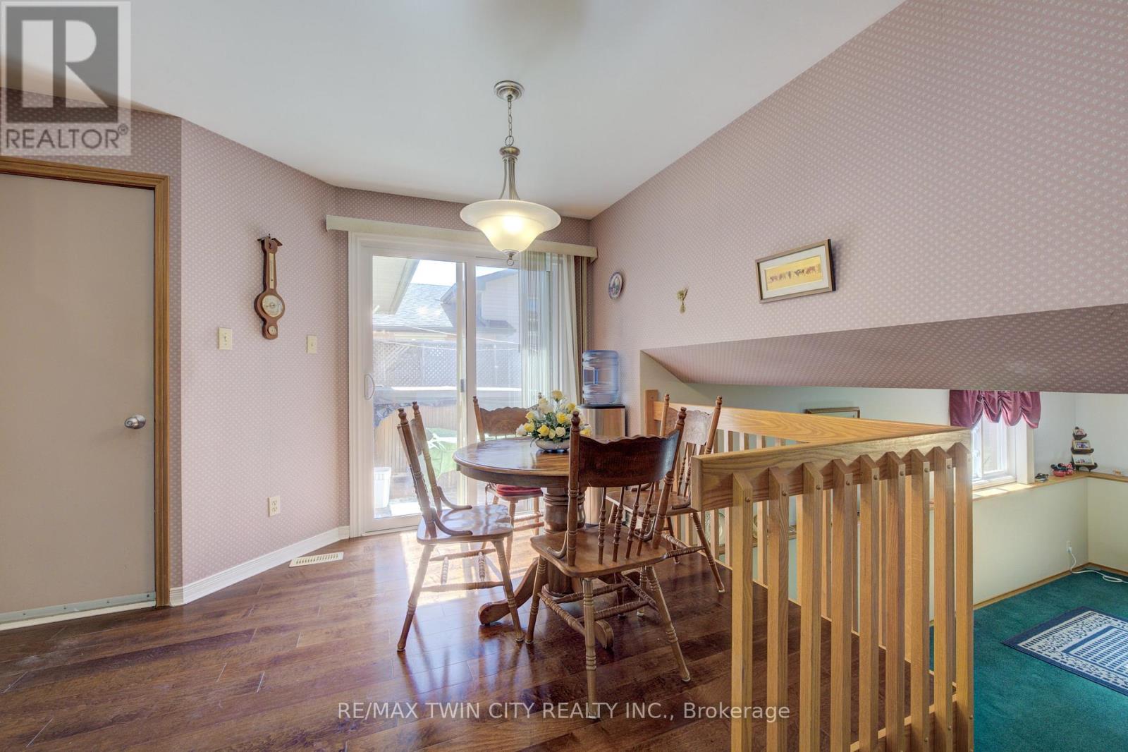489 Northlake Drive Property Photo 11