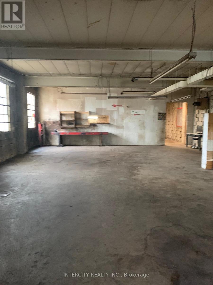 21 Industrial Street Property Photo 13