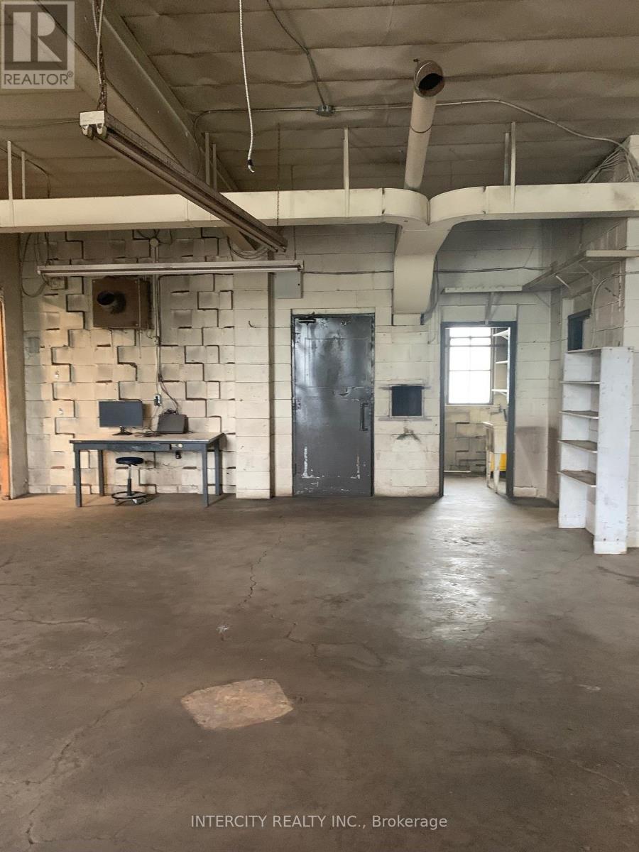21 Industrial Street Property Photo 15
