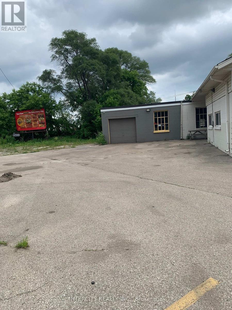 21 Industrial Street Property Photo 21