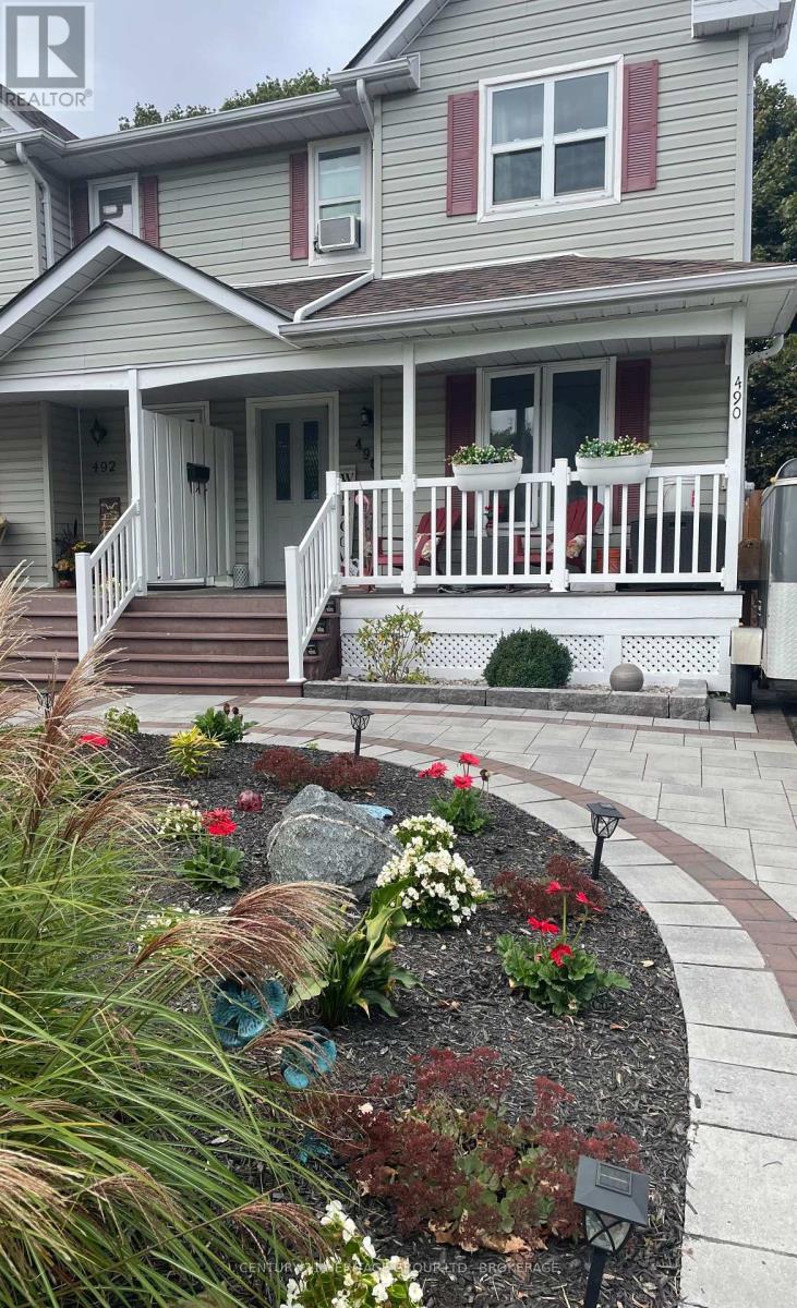490 Grandtrunk Avenue Property Photo 8