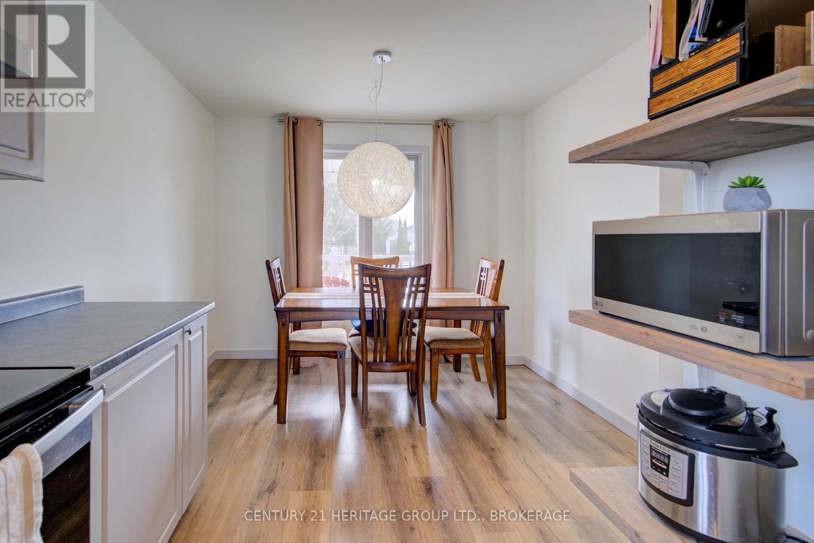 490 Grandtrunk Avenue Property Photo 14