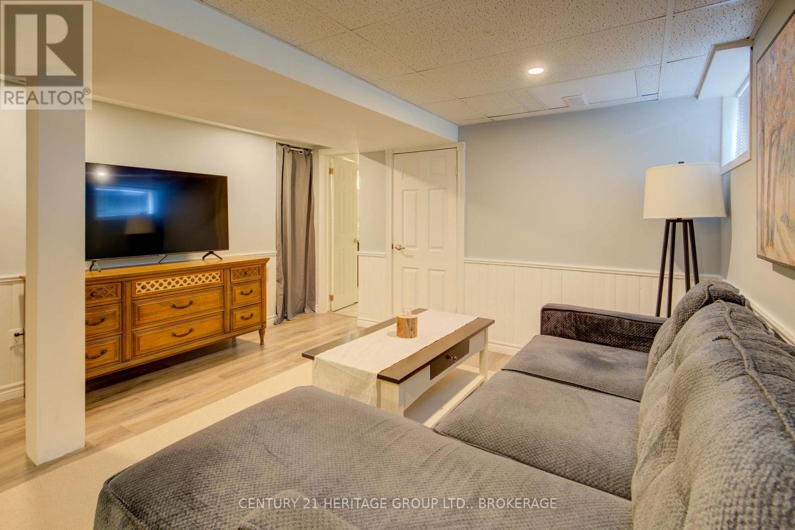 490 Grandtrunk Avenue Property Photo 30