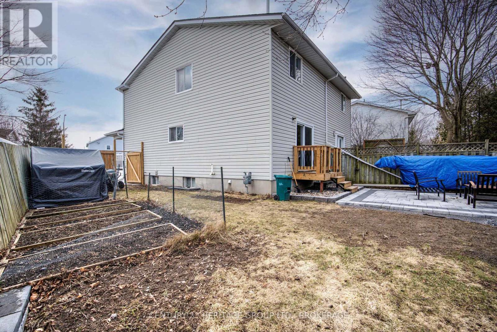 490 Grandtrunk Avenue Property Photo 39
