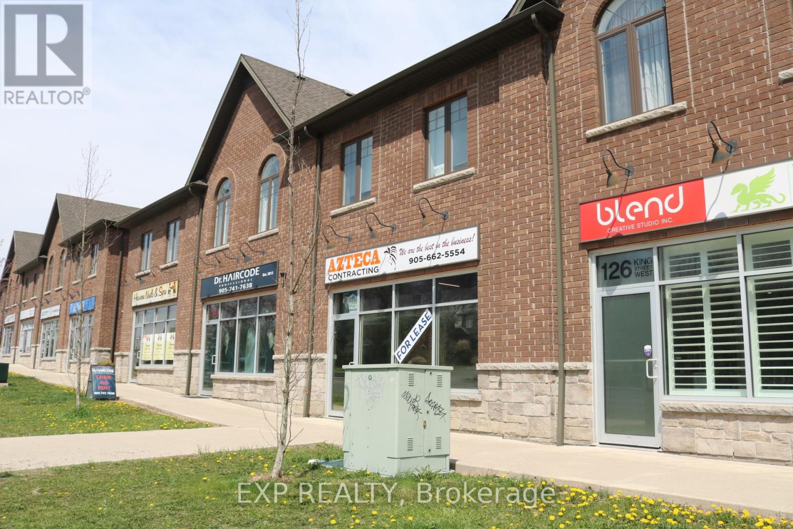128 King Street W Property Photo 1