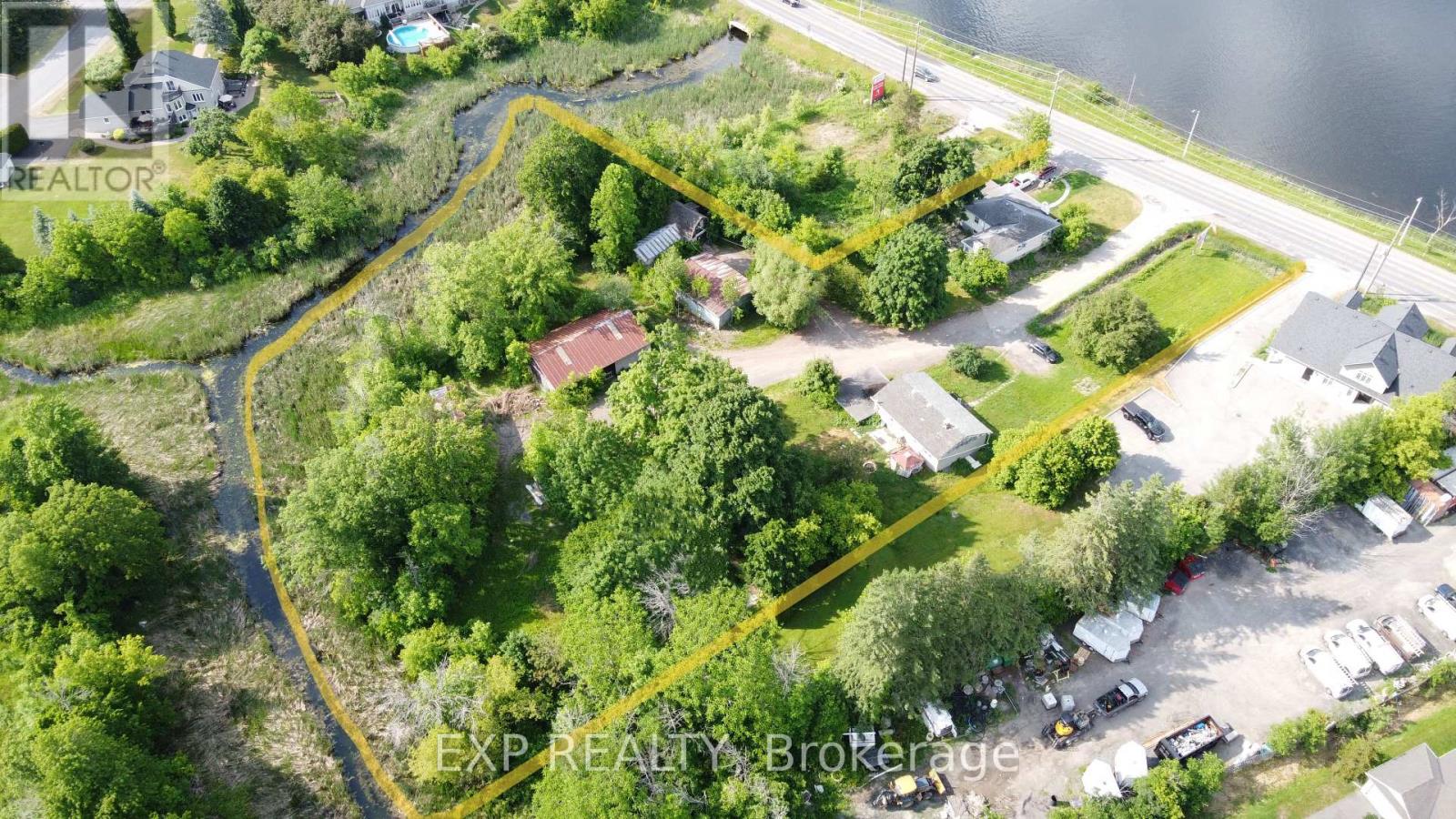 5630-34 Manotick Main Street Property Photo 2