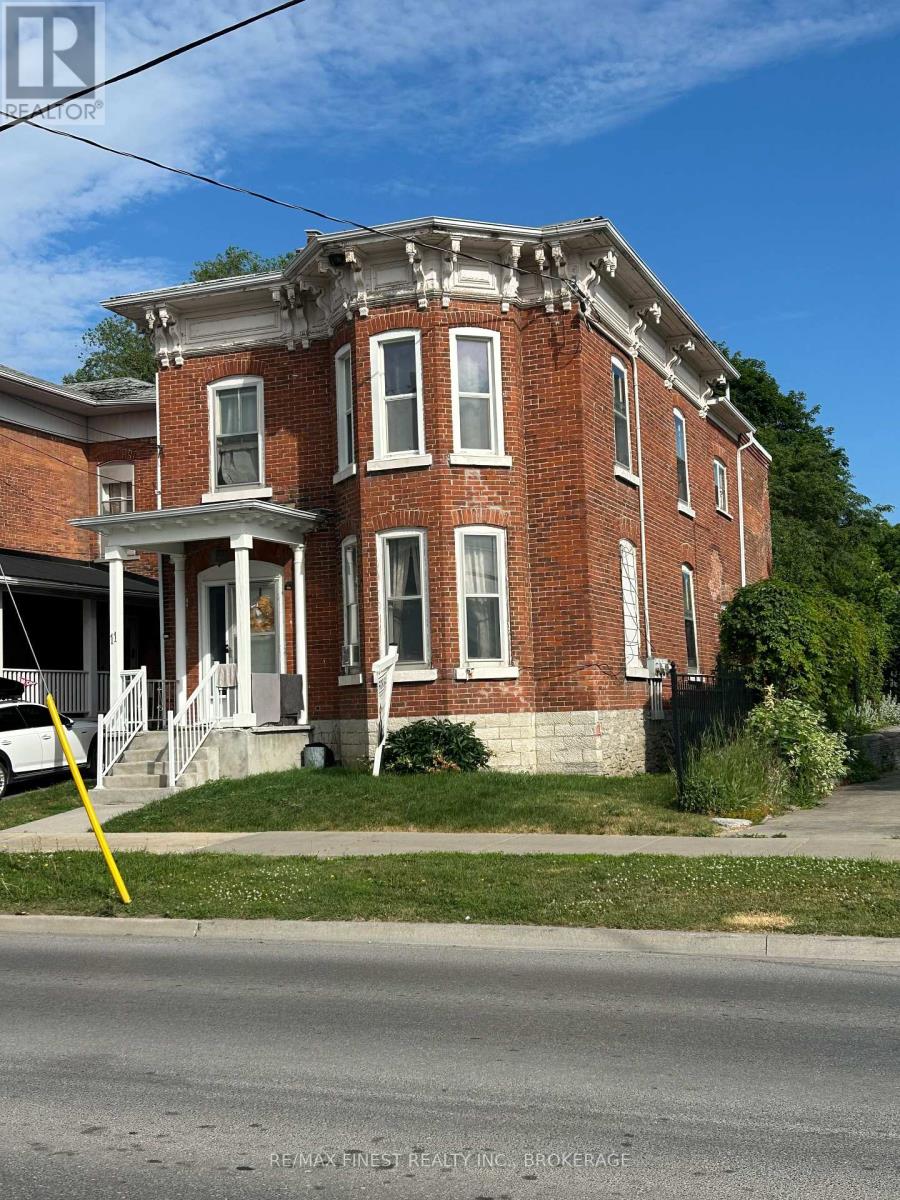 West - 11 Bridge Street Property Photo 1