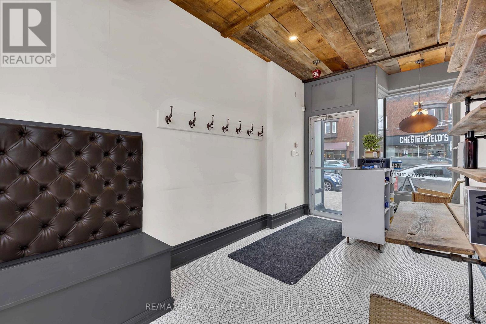 1309 Wellington Street Property Photo 5