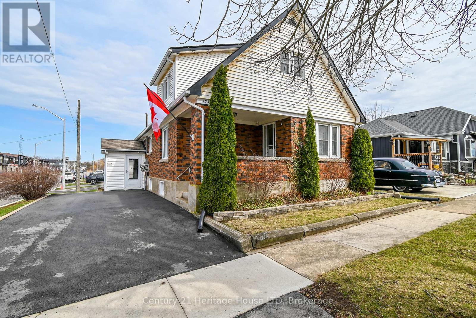 153 Clara Street Property Photo 1