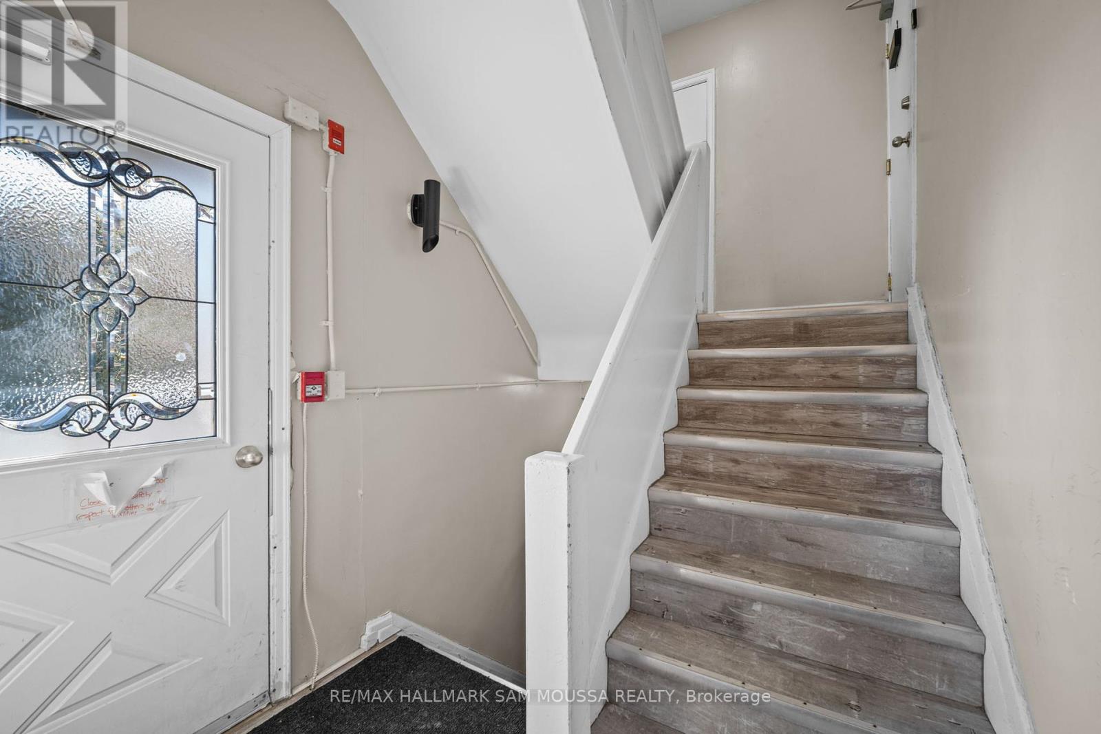 329 Richelieu Avenue Property Photo 4