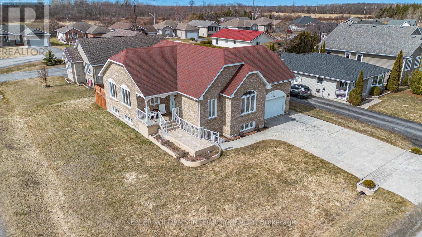 55 Rowan Drive Property Photo 28