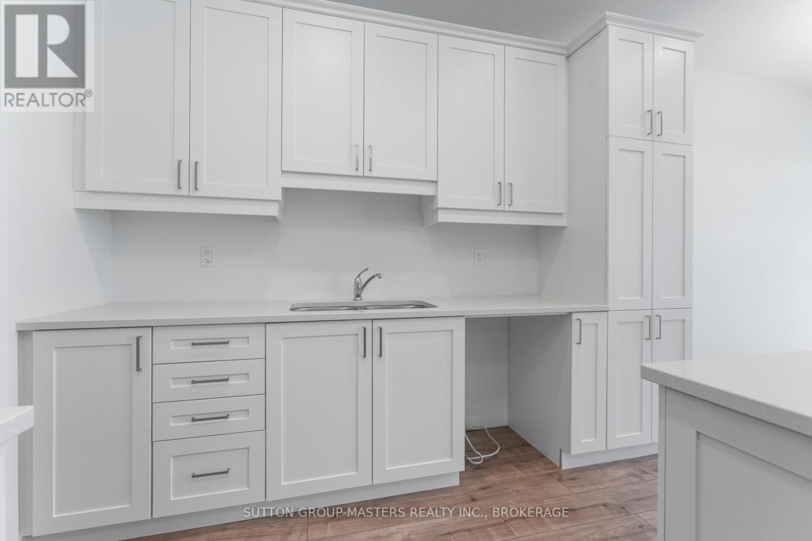 205 Superior Drive Property Photo 12
