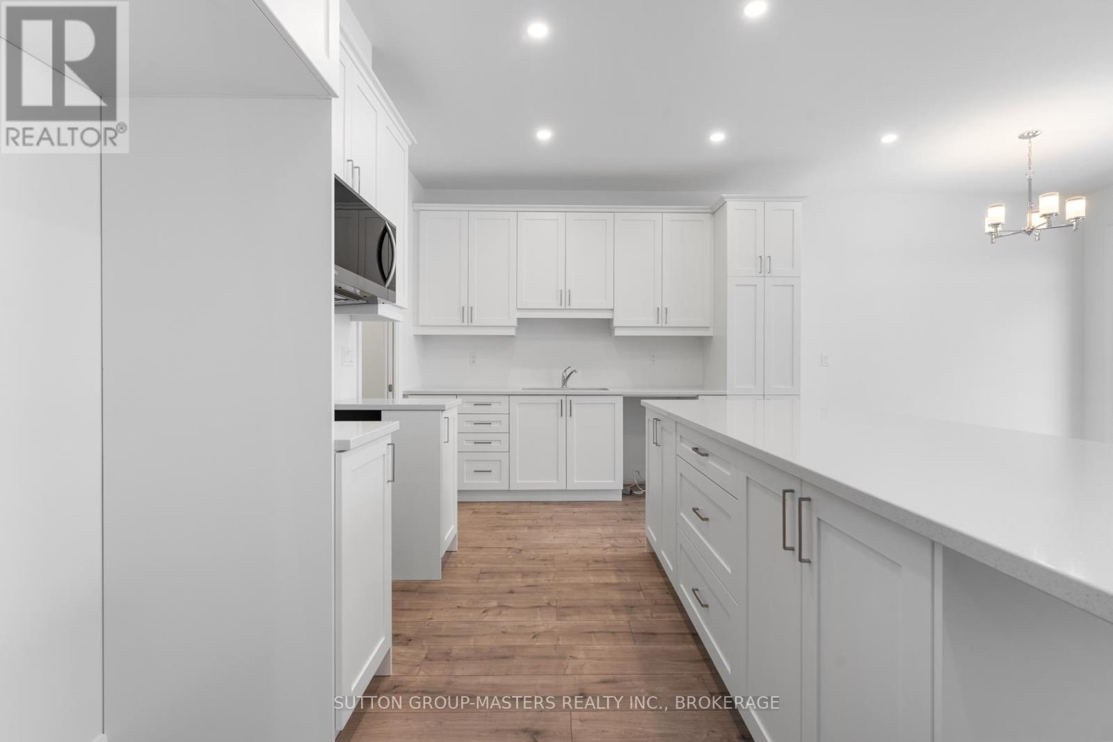 205 Superior Drive Property Photo 13