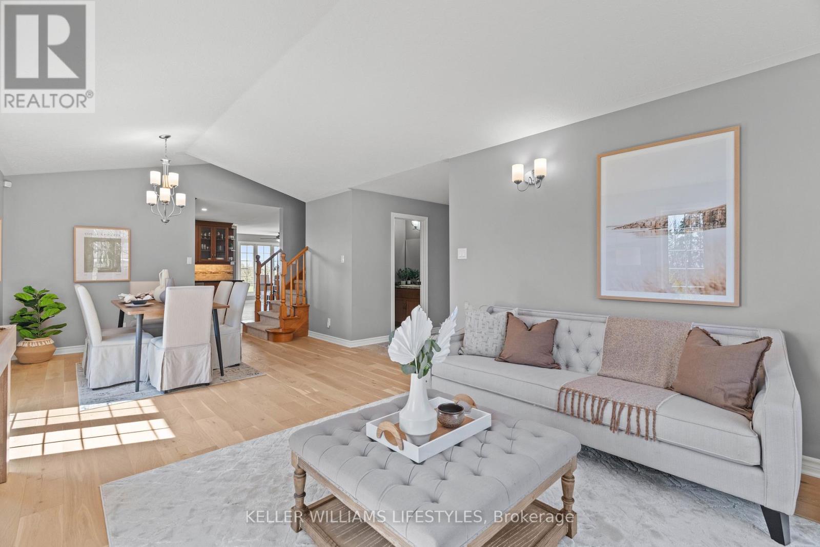 315405 31st Line Property Photo 11