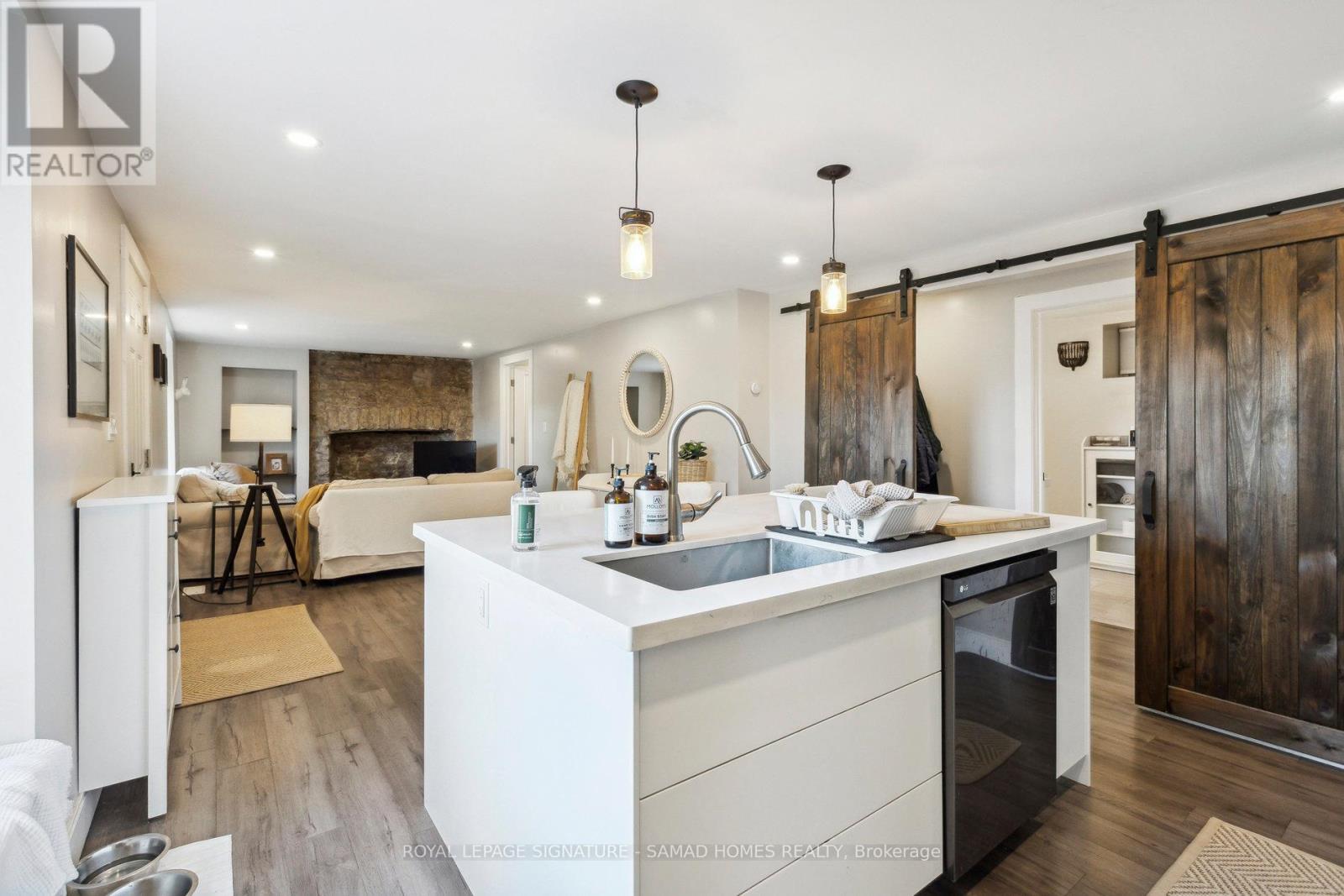 16 Ramore Street Property Photo 4