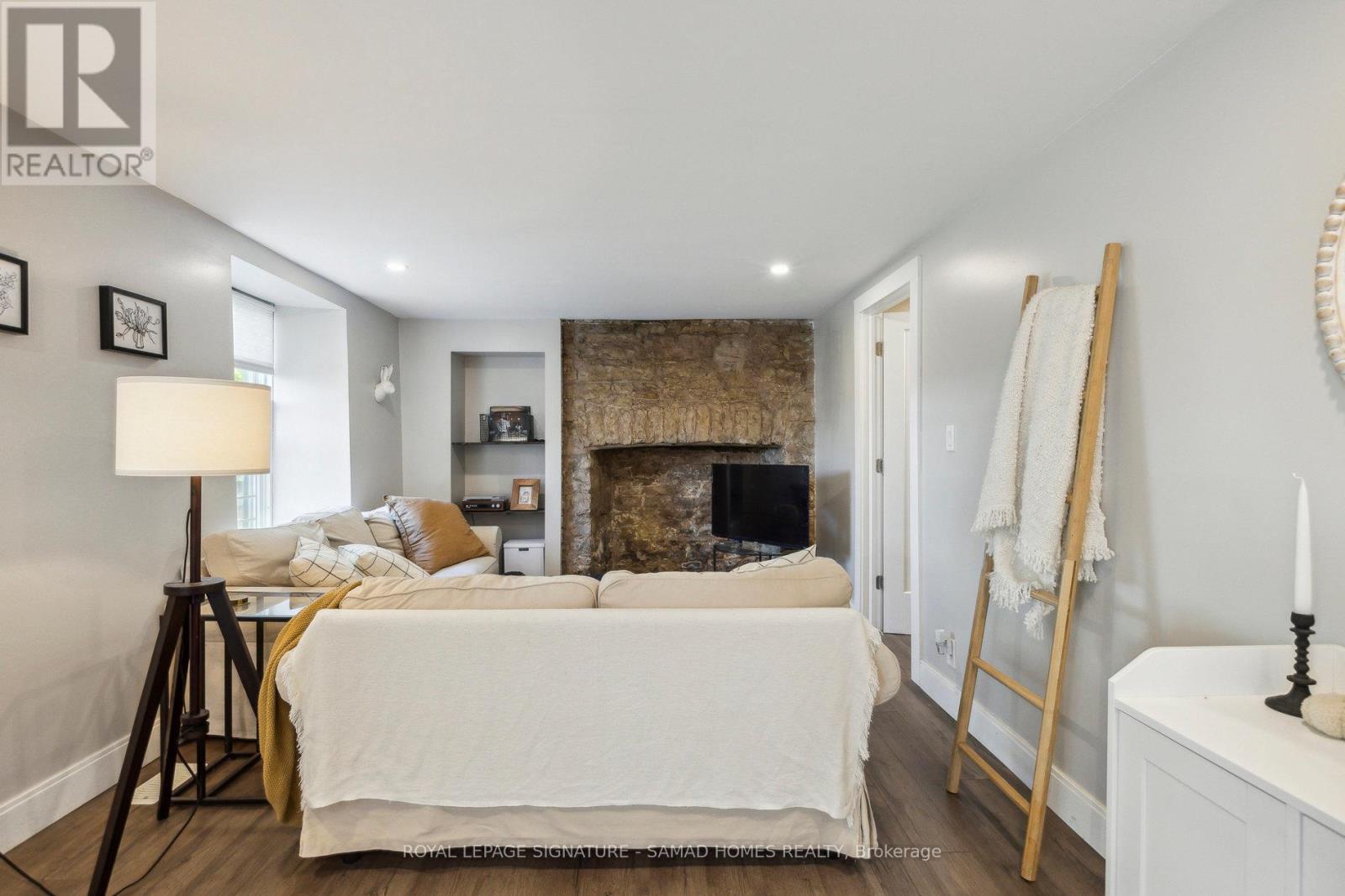 16 Ramore Street Property Photo 6