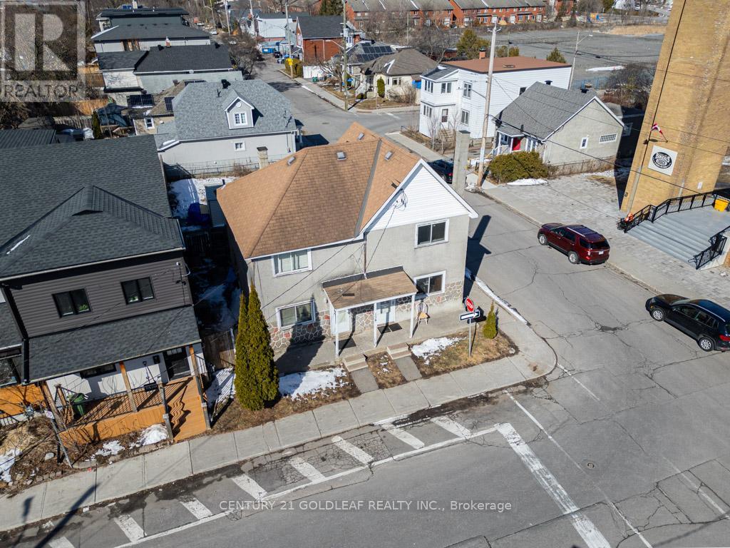 176 Durocher Street Property Photo 11