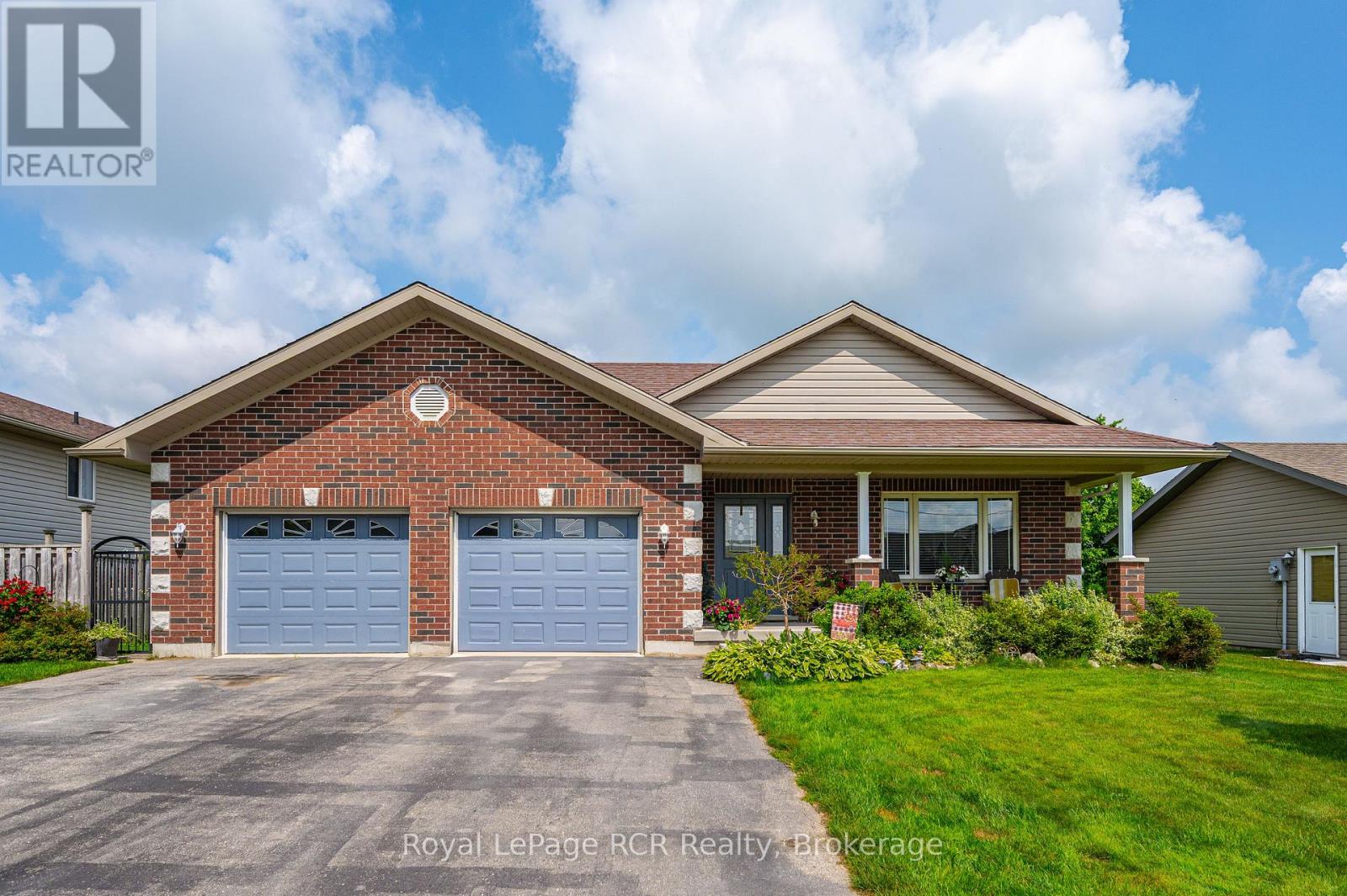 675 ALBERT STREET Property Photo 1