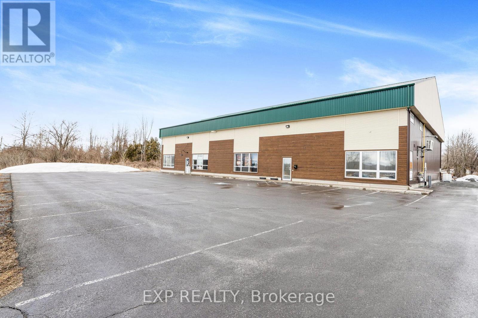 299 Industrial Boulevard Property Photo 2