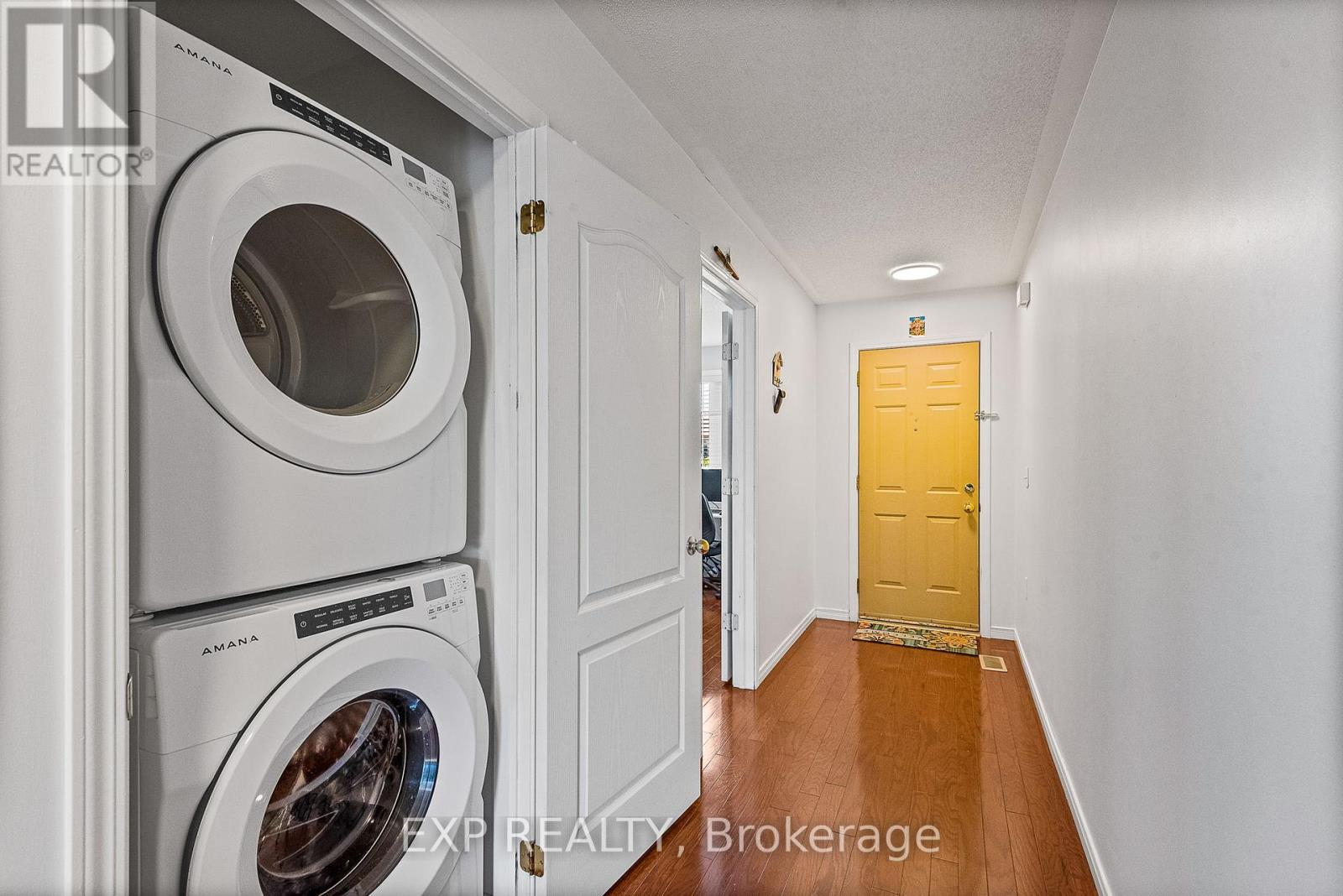 614 Clancy Crescent Property Photo 11