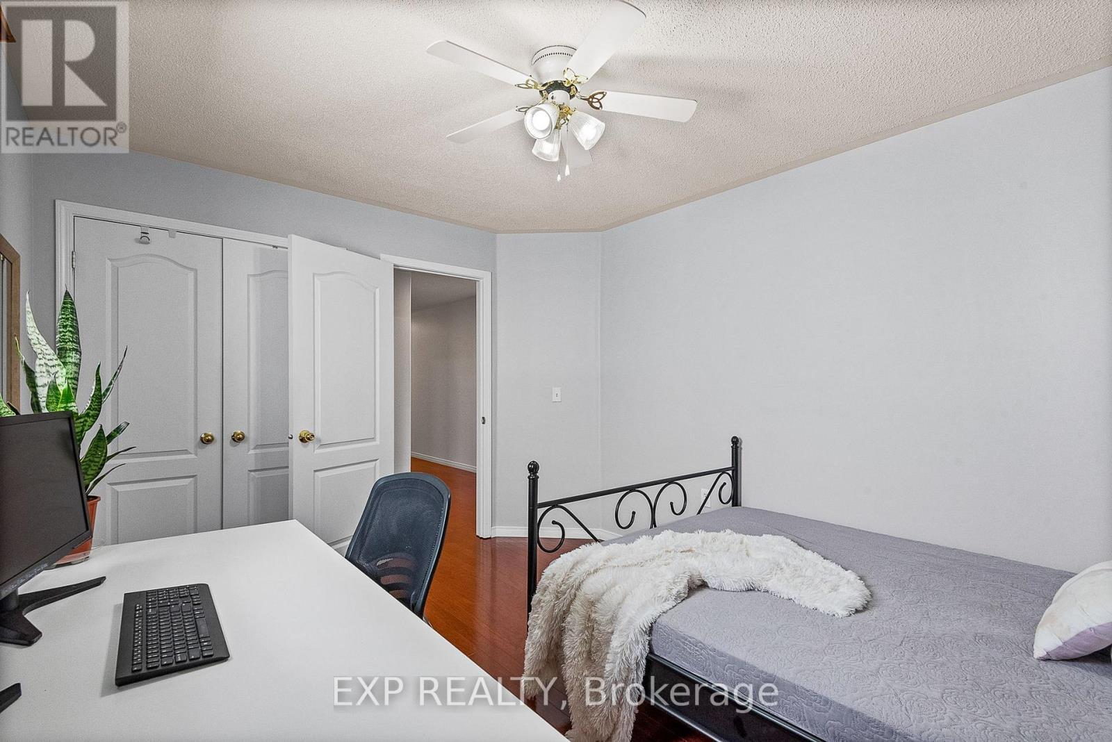 614 Clancy Crescent Property Photo 13