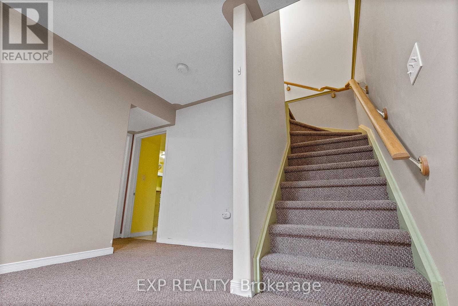 614 Clancy Crescent Property Photo 16