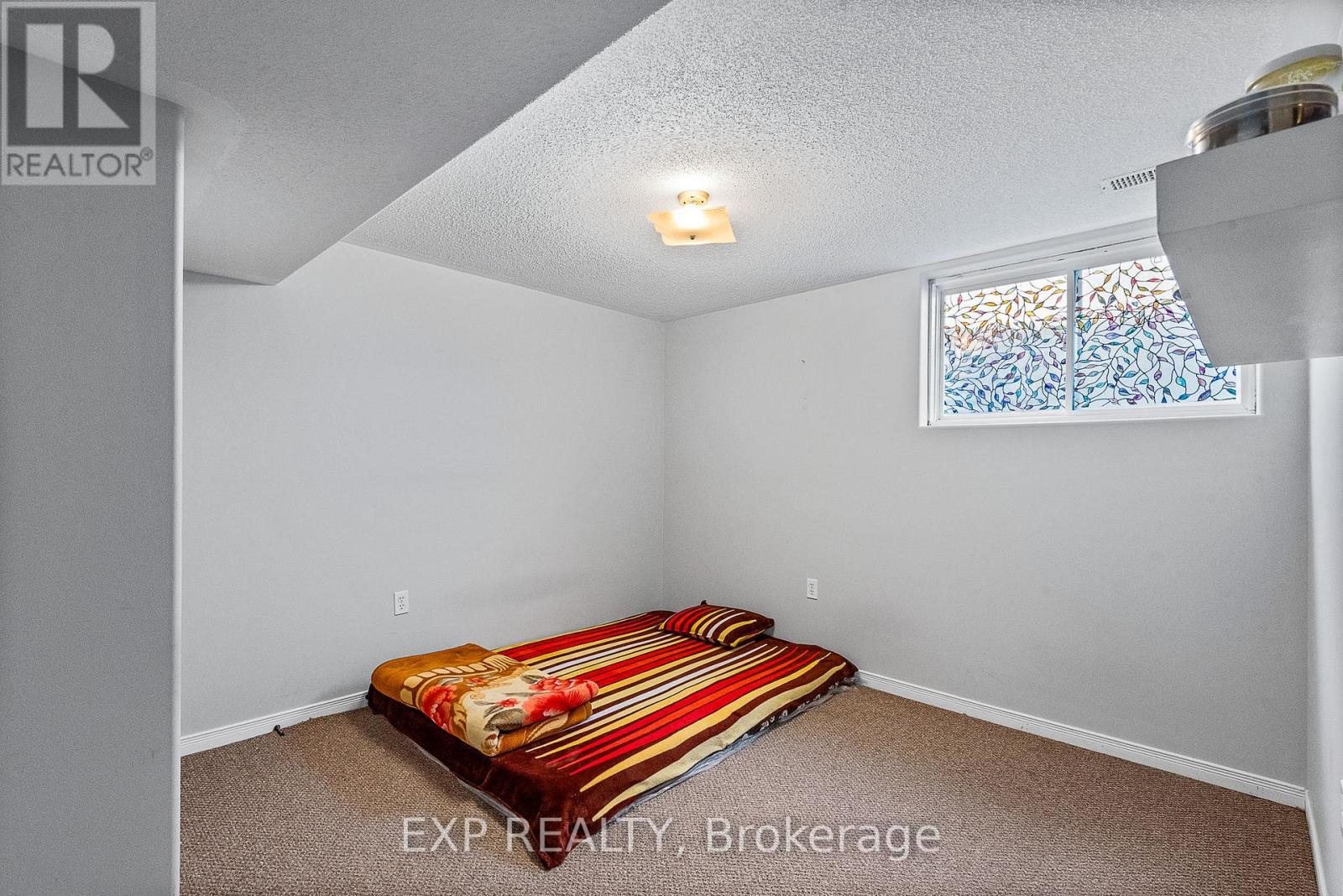 614 Clancy Crescent Property Photo 24