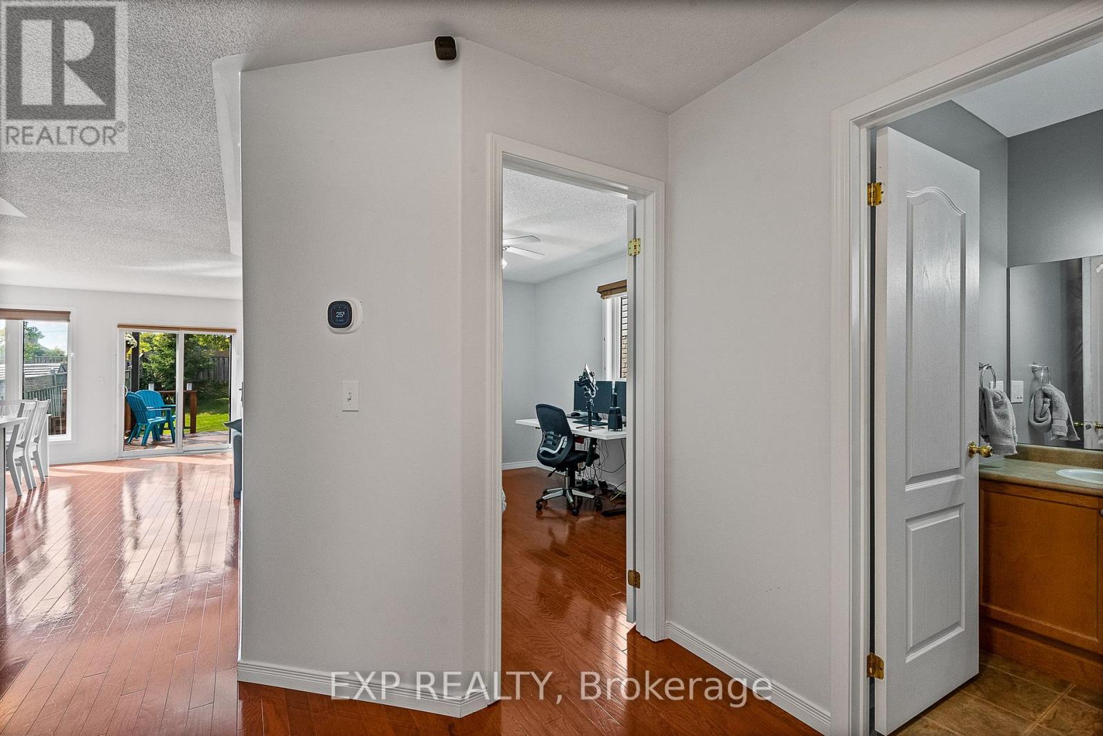 614 Clancy Crescent Property Photo 29