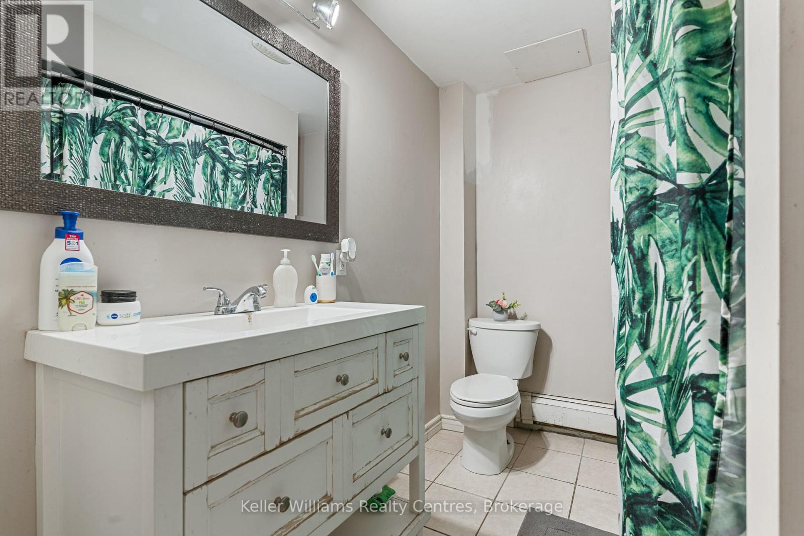 314 8th Street E Property Photo 36