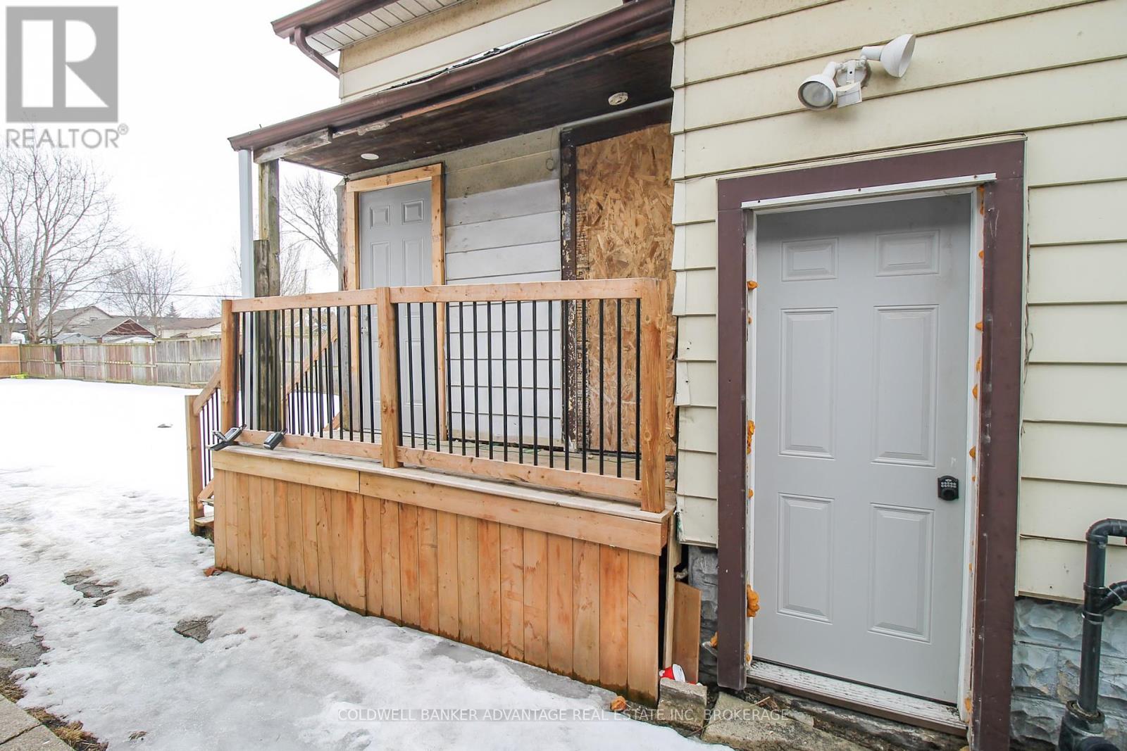Upper - 181 Welland Street Property Photo 13
