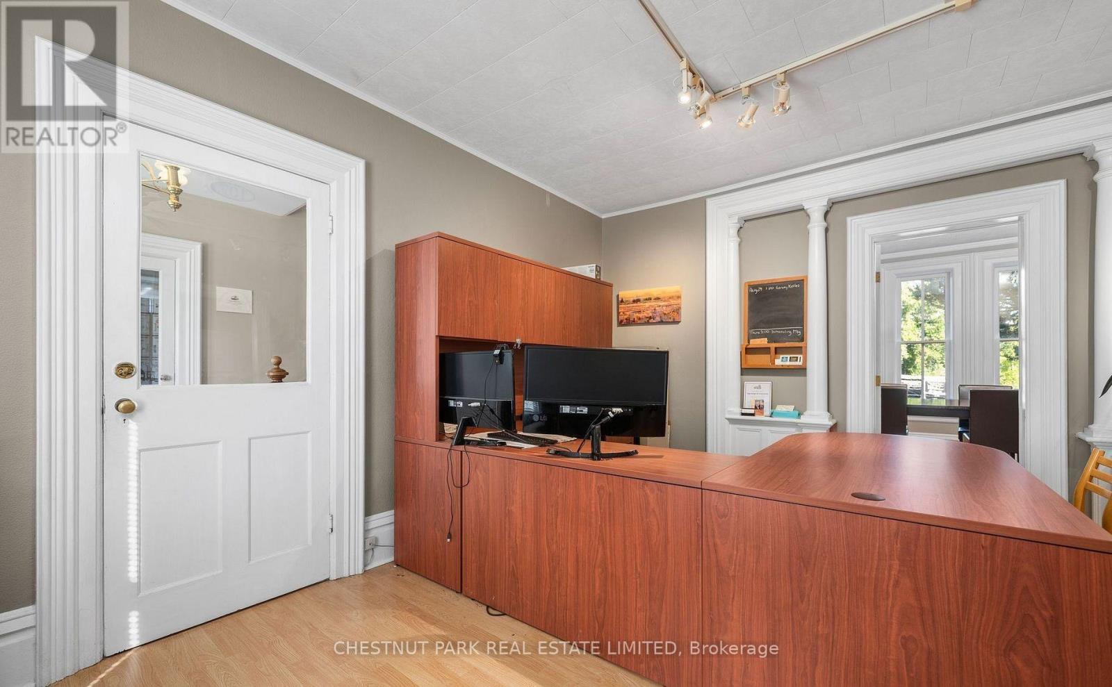 13360 Loyalist Parkway Property Photo 11