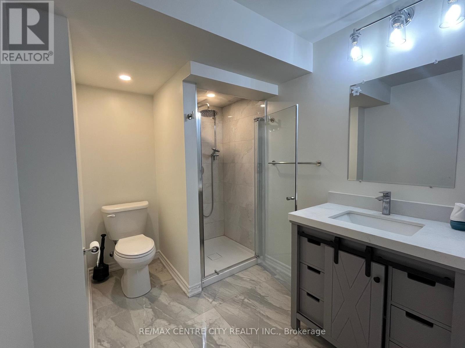 154 Fairview Avenue Property Photo 6