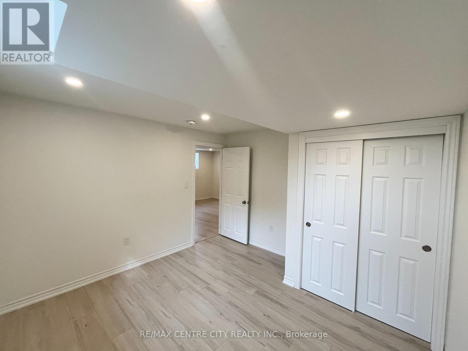 154 Fairview Avenue Property Photo 8
