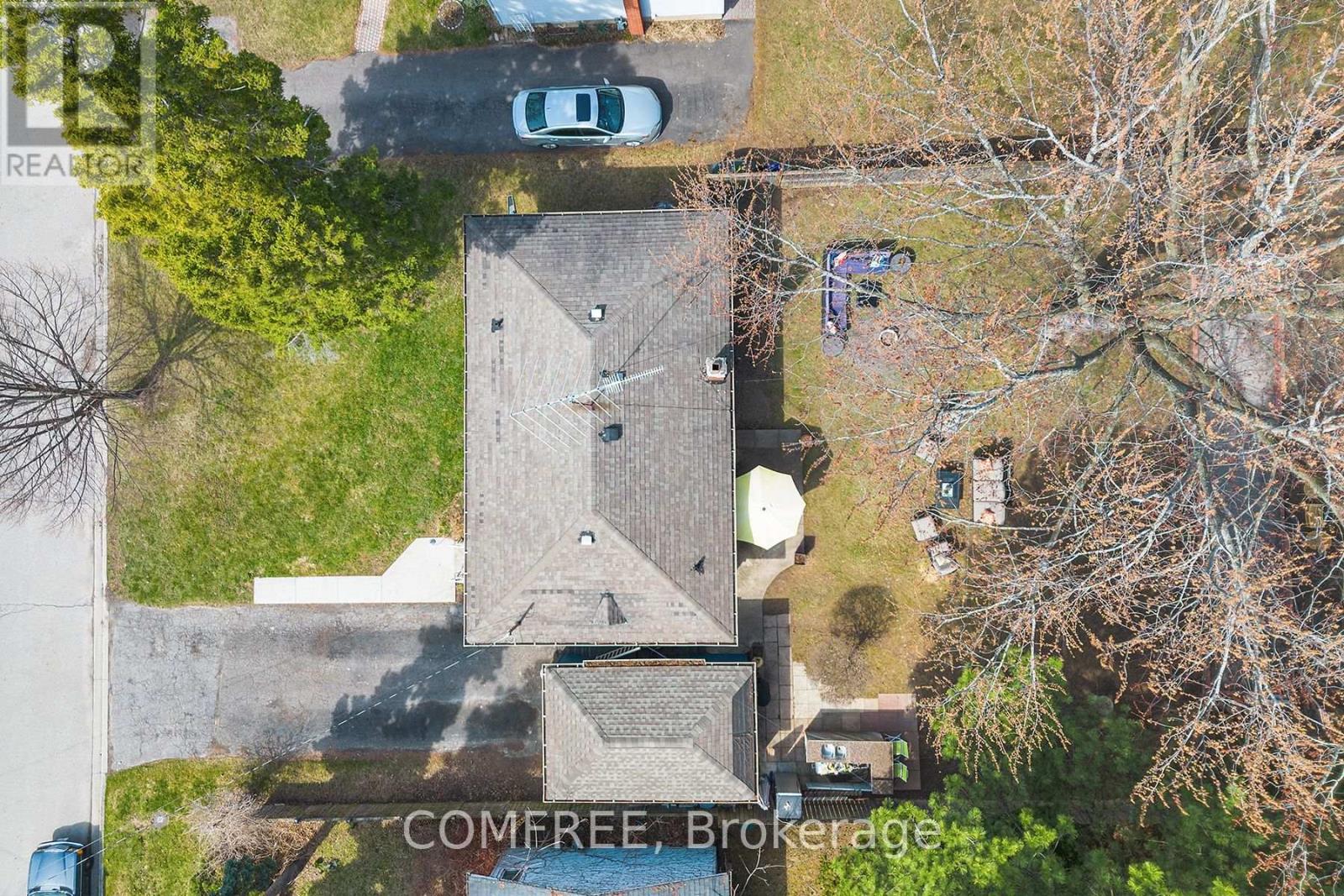 664 Geneva Street Property Photo 33