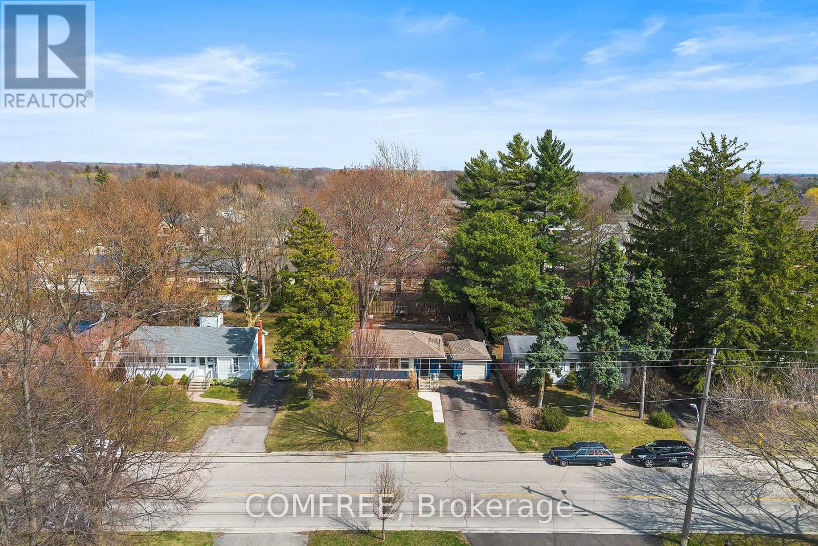 664 Geneva Street Property Photo 34