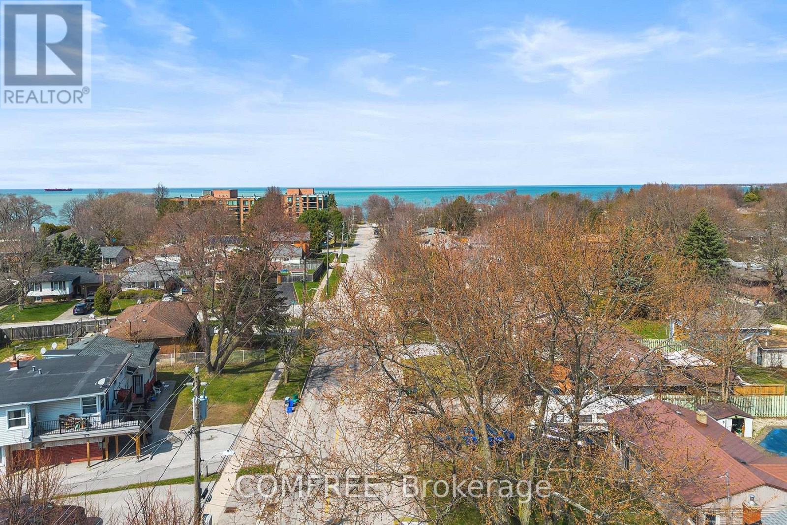664 Geneva Street Property Photo 35