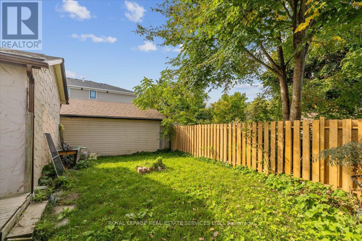 73 Vine Street S Property Photo 31