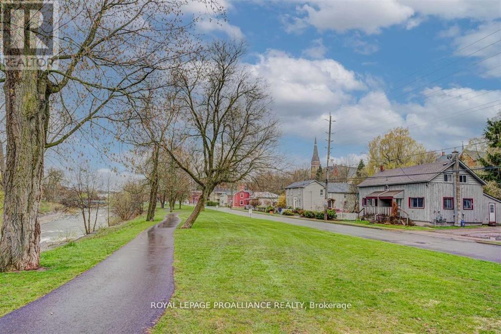 90-92 Cavan Street Property Photo 1