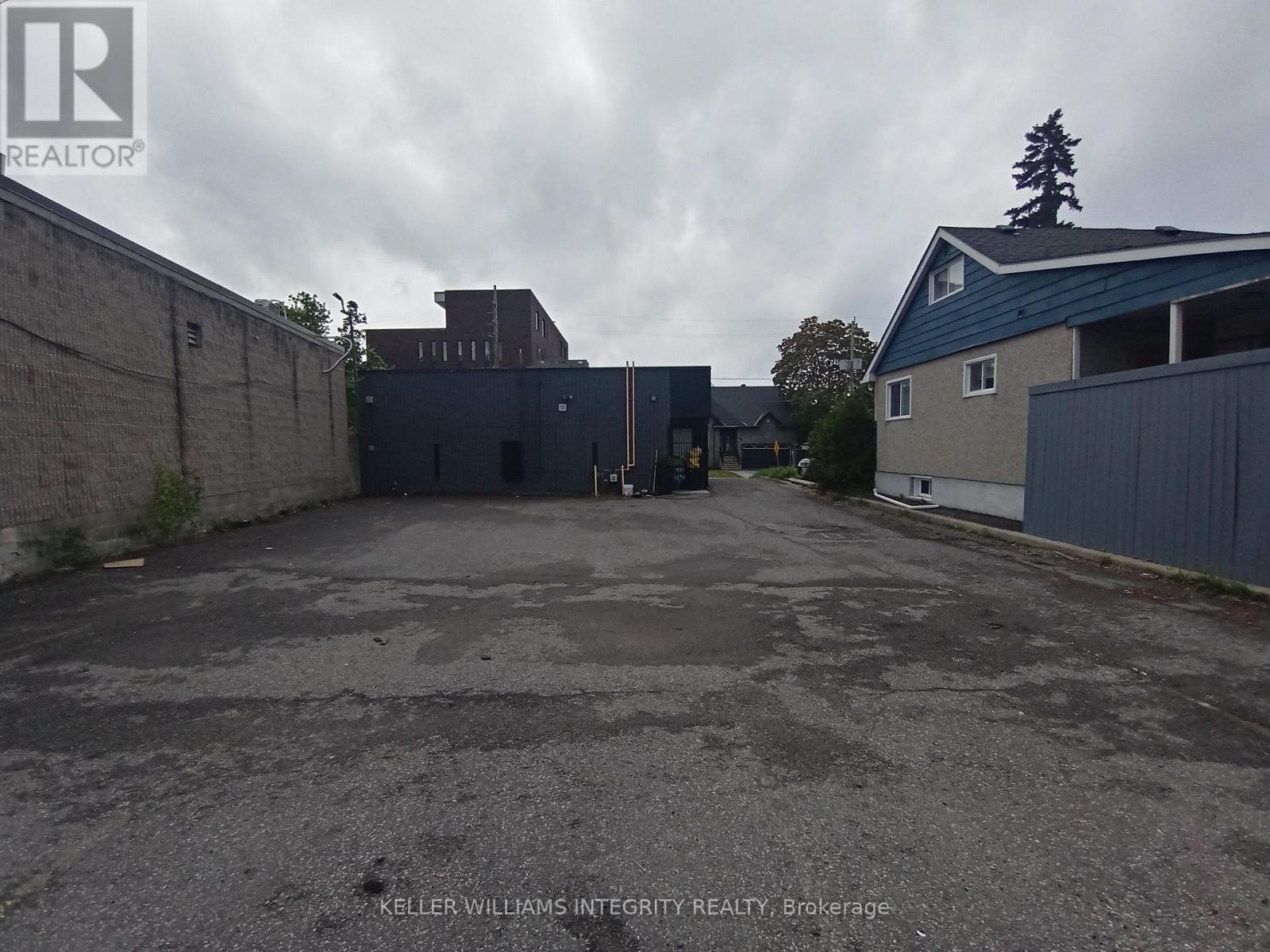 69 Kempster Avenue Property Photo 42