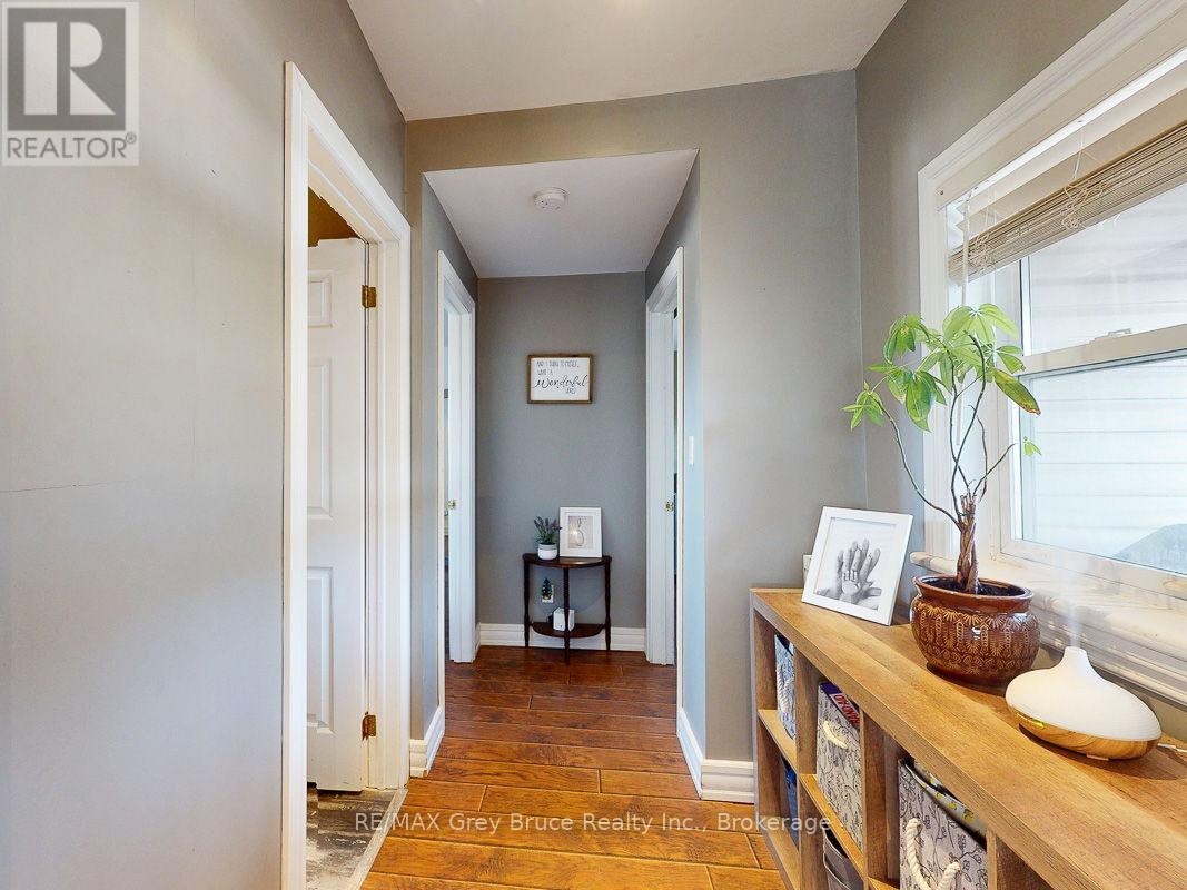 523 Tyson Street Property Photo 18