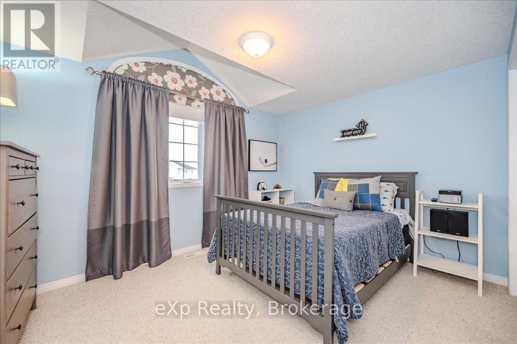 56 Shackleton Drive Property Photo 14