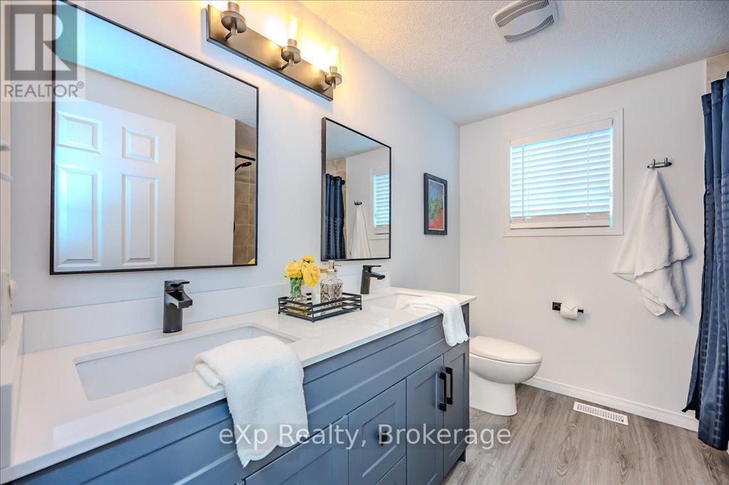 56 Shackleton Drive Property Photo 19