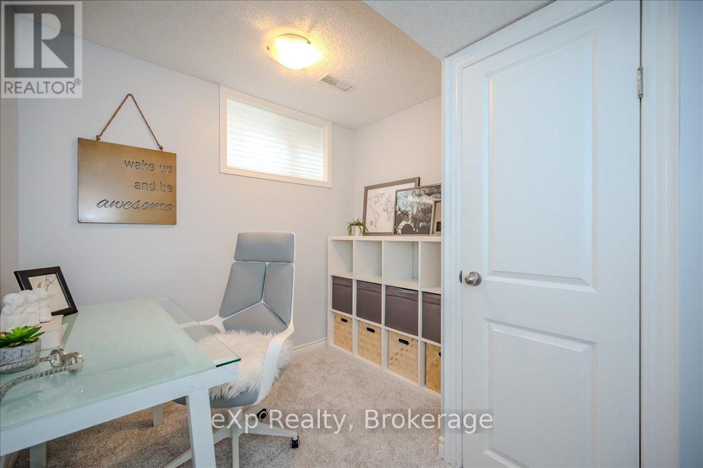 56 Shackleton Drive Property Photo 23