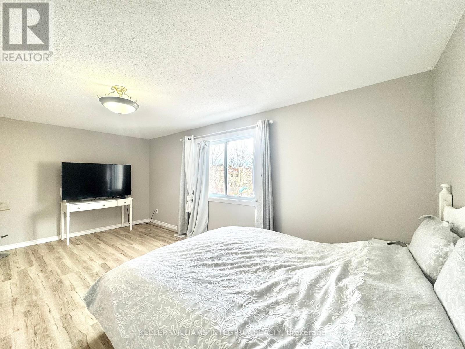 1584 Hoskins Crescent Property Photo 12