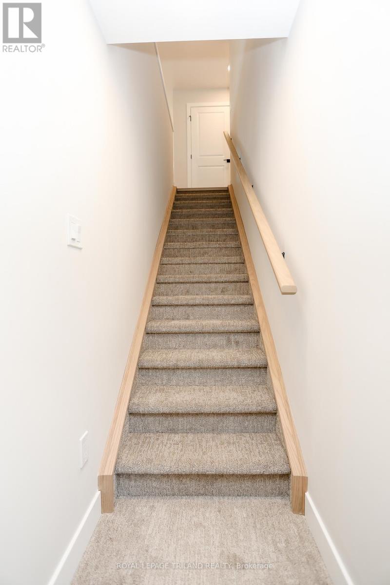 51 White Tail Path Property Photo 31
