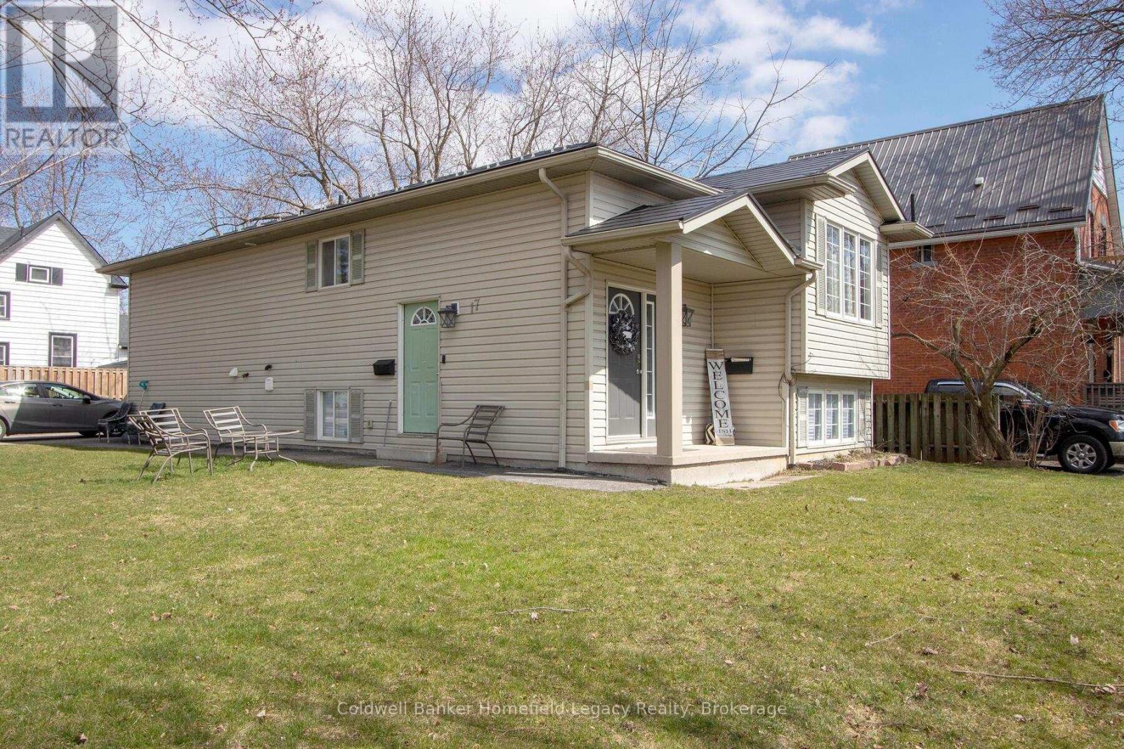 17 Laurier Street Property Photo 7