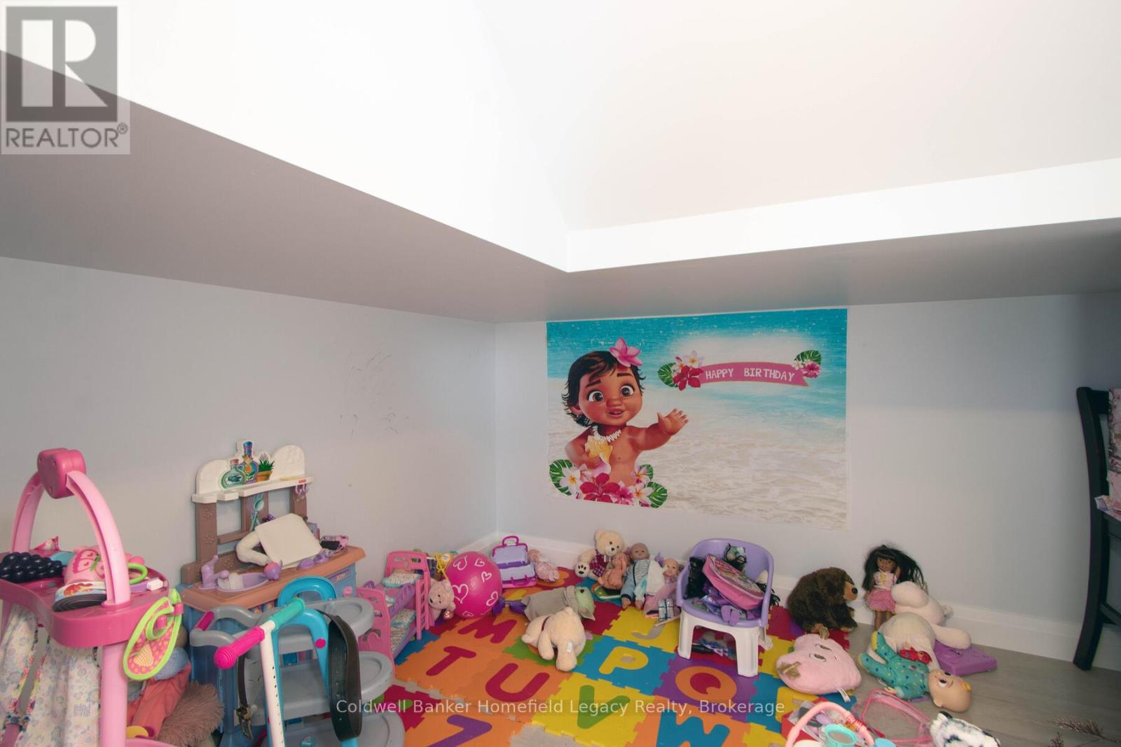 17 Laurier Street Property Photo 9