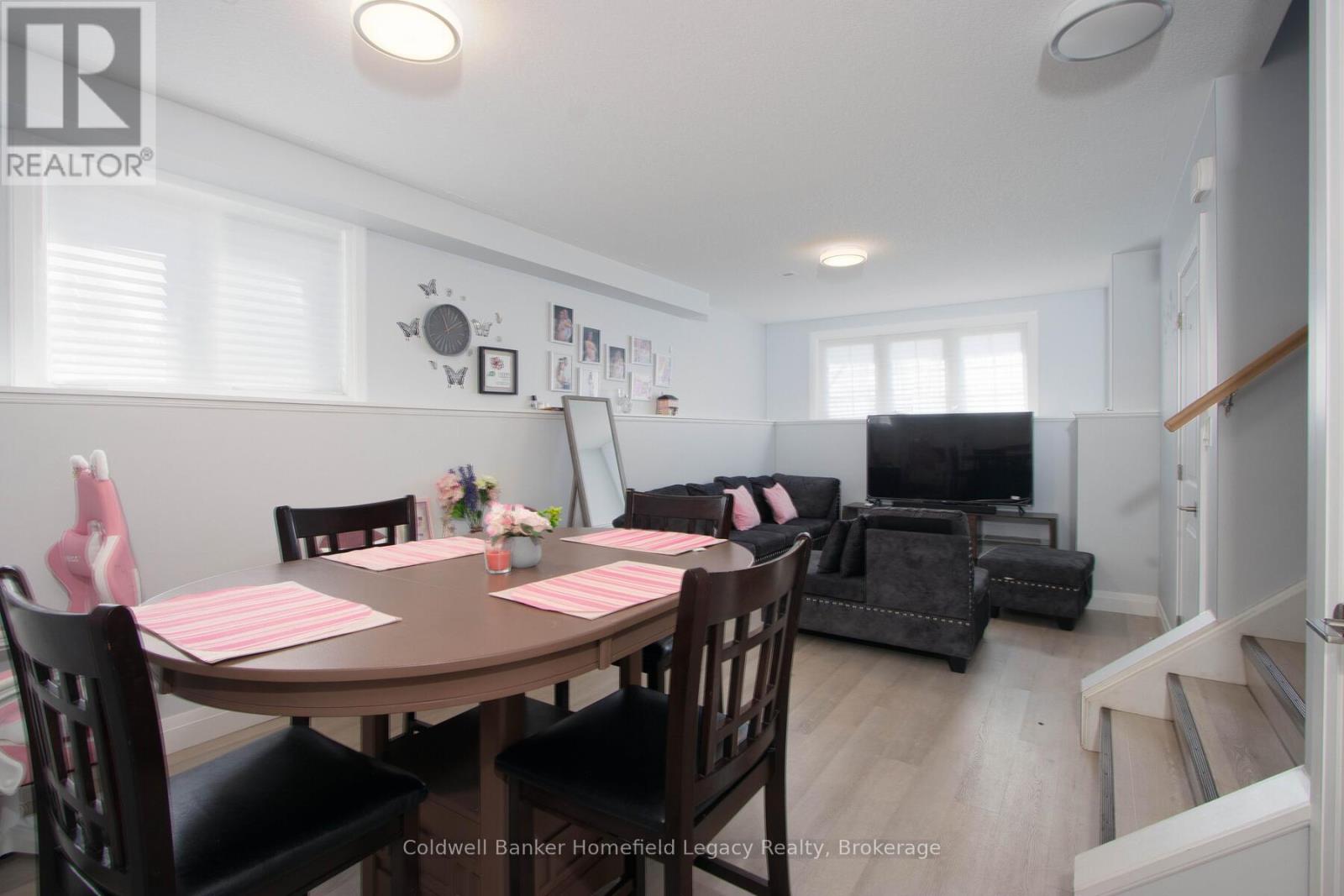 17 Laurier Street Property Photo 13