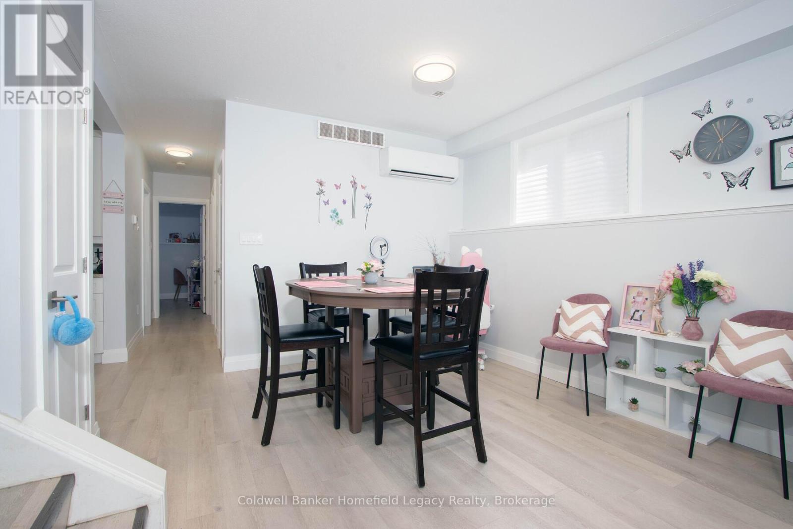 17 Laurier Street Property Photo 17